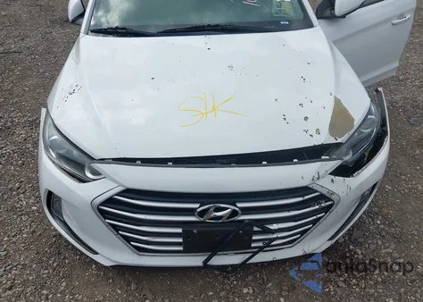 2018 Hyundai Elantra Value Edition z USA, uszkodzony, nr VIN 5NPD84LF0JH277852